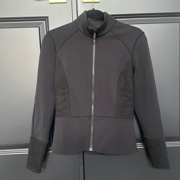Lululemon Mesh Detailed Zip Up Jacket - Picture 1 of 6